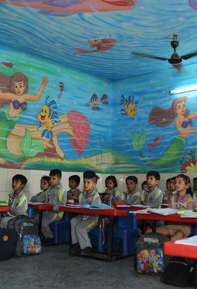 best cbse school classroom in Delhi